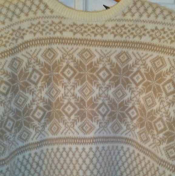 Embassy row lambs wool blend sweater - Picture 5 of 6